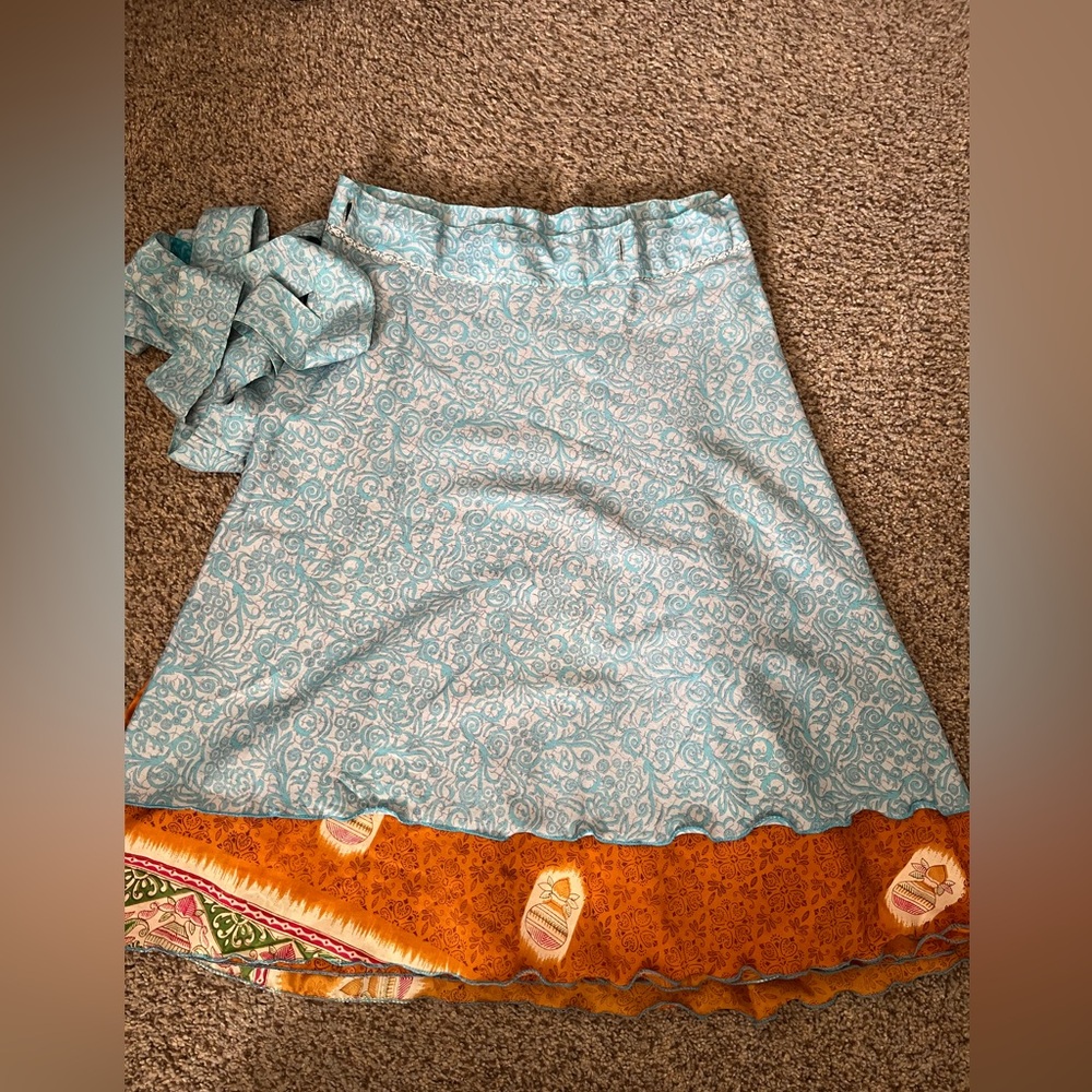 Darn good yarn wrap around skirt